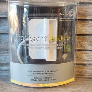 Seagate Free Agent Go Dock White with Travel Case - New Sealed